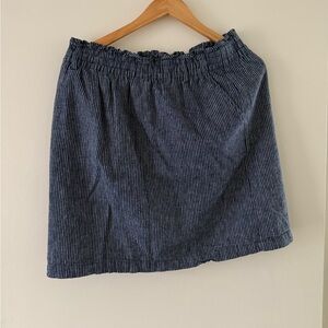 Jcrew Linen-cotton paper-bag mini skirt Size M
Missing Belt